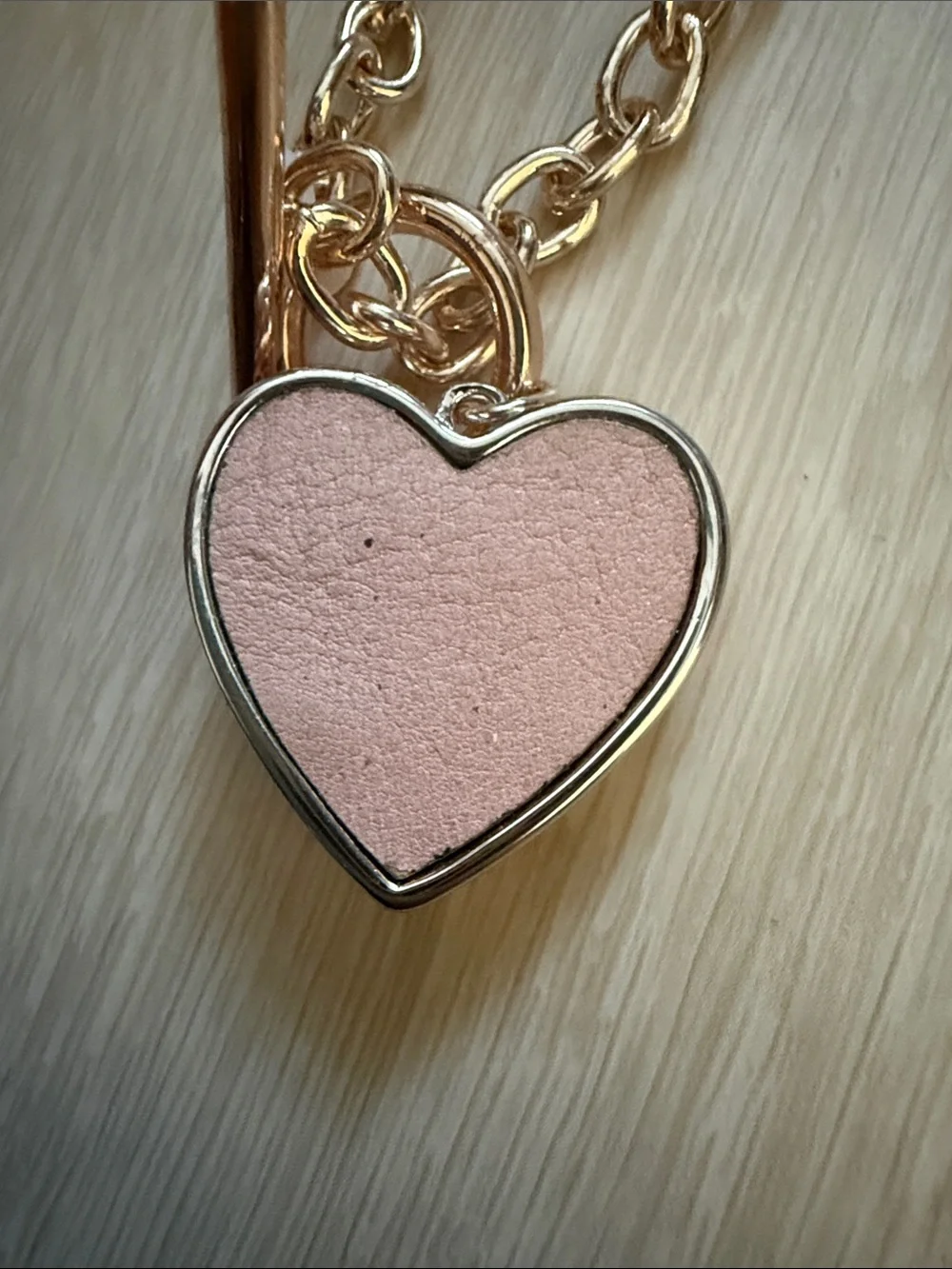 GUESS Rose Gold-Tone Textured Heart Toggle Necklace